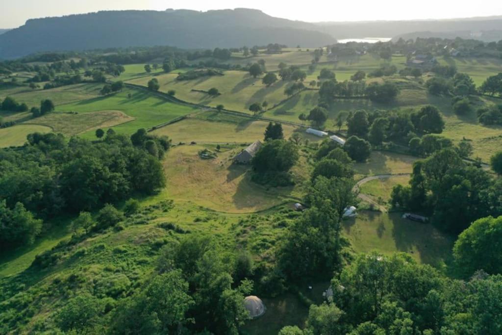 Ferme De La Luciole Villa Champs-Sur-Tarentaine-Marchal Екстериор снимка