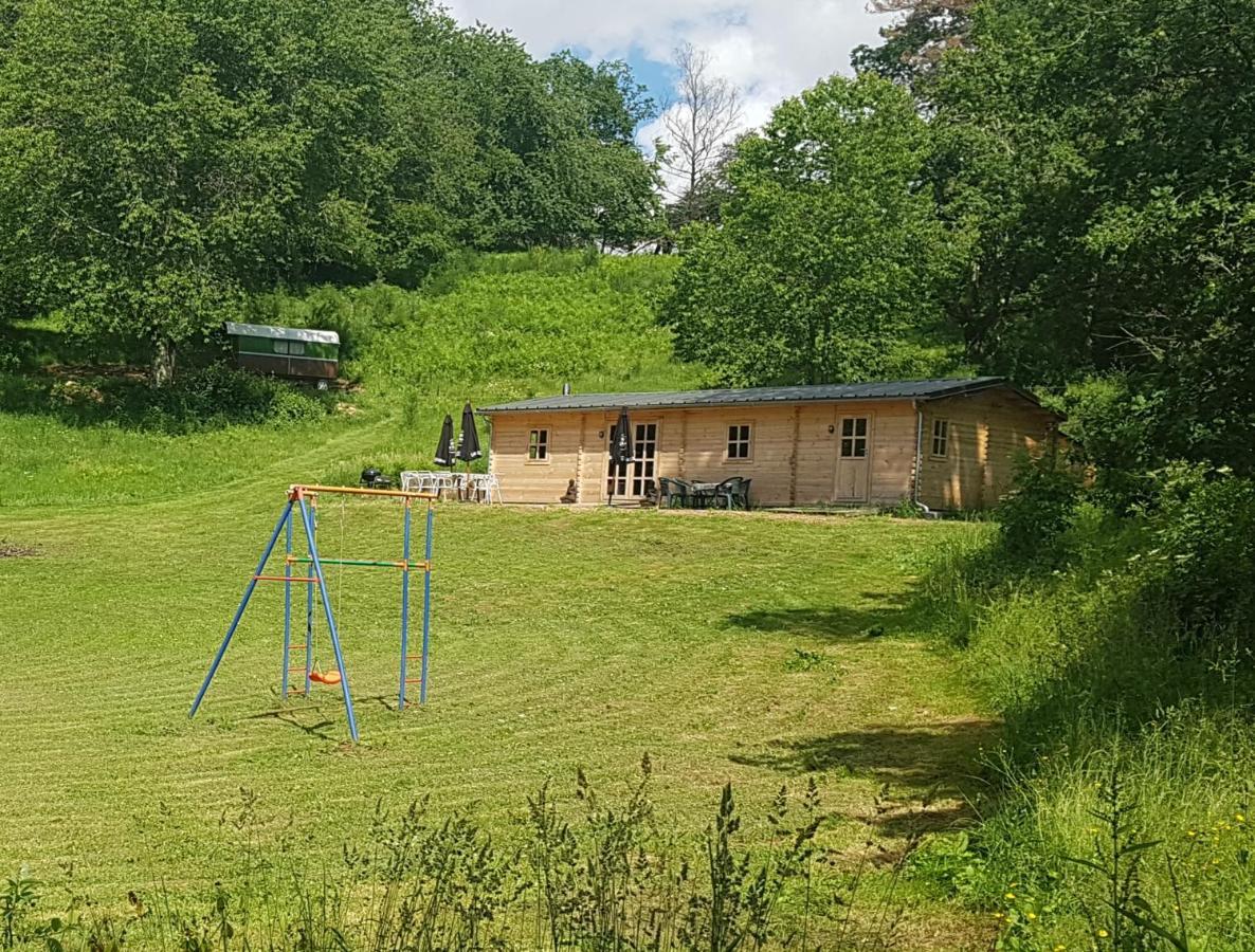 Ferme De La Luciole Villa Champs-Sur-Tarentaine-Marchal Екстериор снимка